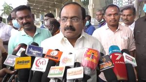 ரேசன் கடைகளில் கைரேகை முறையில் சிக்கல்.. சூப்பர் தீர்வை கொண்டு வரும் அரசு! அமைச்சர் சக்கரபாணி தகவல்