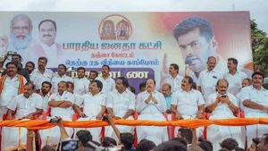 திருவாரூரில் அனுமதியின்றி போராட்டம்... அண்ணாமலை, கருப்பு முருகானந்தம் மீது வழக்குப்பதிவு 