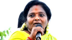 “நாங்க ஒண்ணும் சளைச்சவங்க இல்ல.. இதெல்லாம் இப்பதான்.. நானே மொதல்ல..”- தமிழிசை கடும் தாக்கு! 