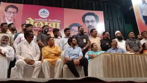 அடேங்கப்பா! அதிருப்தி எம்எல்ஏக்களுக்கு தலா ரூ.50 கோடி வழங்கும் பாஜக - மகா. காங்கிரஸ் தலைவர் புகார் 