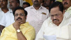 என் மகன் தான் இந்த தொகுதிக்கு அடுத்த எம்.எல்.ஏ! திமுக பொதுக்கூட்டத்தில் அறிவித்த துரைமுருகன்! 