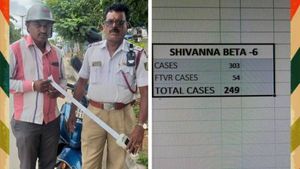 இப்படியும் சாதனை.. ஃபைன் போட்டு தள்ளிய டிராபிக் போலீஸ்.. அடேயப்பா.. ஆறு மணி நேரத்தில் இவ்வளவா? 