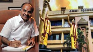 கோவை மாவட்ட திமுக வாட்ஸ்அப் குரூப்களில் தீயாக பரவும் 