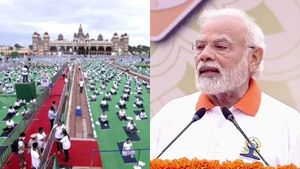 யோகா உலக அமைதியை.. மன அமைதியை ஏற்படுத்தும்.. மைசூரில் யோகா செய்த பிரதமர் மோடி பேச்சு! 