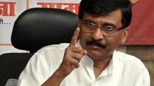 10 சிவசேனா எம்எல்ஏ-க்களுடன் பேச்சுவார்த்தை.. மகாராஷ்டிராவில் ஆட்டம் மாறுகிதா? சஞ்சய் ராவத் ஆவேசம் 