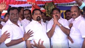 சுத்தி சுத்தி நின்னுட்டு! எடப்பாடியையே ஒரு நொடி அதிர வைத்த 