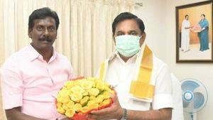 எடப்பாடி பழனிசாமி கொடுத்த தைரியம்! அப்பு செய்த காரியம்! காட்பாடியில் அரசியல் கலாட்டா! 