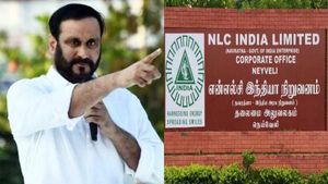 தமிழர்களின் வேலைவாய்ப்பை தட்டி பறிக்கும் வட மாநிலத்தவர்கள்! என்.எல்.சி.க்கு பூட்டு! பாமக எச்சரிக்கை! 