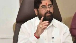 போட்டி தலைமை அலுவலகம்! மாநிலம் முழுக்க கட்சி ஆபீஸ்! ஷிண்டேவின் பிரம்மாண்ட பிளான்! தாக்கரேவுக்கு செக்
