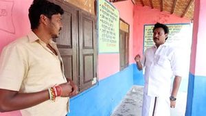 குழந்தையை யாருடனும் ஒப்பிடாதீர்கள்.. அமைச்சர் அன்பில் மகேஷ் வேண்டுகோள்! 