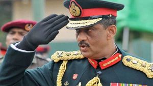 இலங்கை ராணுவ ஆதரவுடன் ஜனாதிபதியாக சரத்பொன்சேகா சதி? முக்கிய நாடு முழு ஆதரவு? 