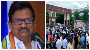 சின்னசேலம் மாணவி மர்ம மரணம்! ‘சமூக விரோதிகள்’ உள்ளே புகுந்துட்டாங்க! கொந்தளித்து பேசிய கேஎஸ் அழகிரி! 