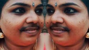 பிடிச்சிருக்கு, வச்சிருக்கேன்.. இத கிண்டல் பண்ண என்ன இருக்கு? கேரளாவில் பெண்ணுக்கு முறுக்கு மீசை 