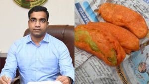 நியூஸ் பேப்பரில் பஜ்ஜி, வடை... இனி தடை! தூத்துக்குடி மாவட்ட ஆட்சியர் அதிரடி உத்தரவு 
