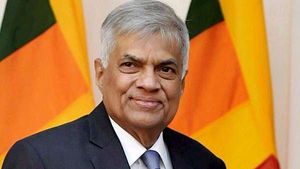 தற்காலிக ஜனாதிபதியாக பதவியேற்ற ரணில் அதிரடி அறிவிப்புகள்! 