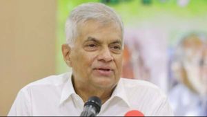 நான் ராஜபக்சே சகோதரர்களின் கூட்டாளியா? யார் சொன்னது? பத்திரிகையாளர் கேள்விக்கு செம டென்ஷனான ரணில் 