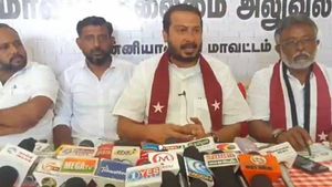 'கழகங்கள் இல்லாத தமிழ்நாடு’ பாஜகவின் பக்கா ப்ளான்! திராவிட கட்சிகளை காக்க வேண்டும் - தமிமுன் அன்சாரி