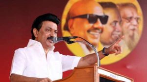 சர்வாதிகாரியா மாறுவேன்.. ஒரே ஒருவரால் நாங்க வெட்கித் தலை குனிய முடியாது - சாட்டை வீசிய ஸ்டாலின்! 