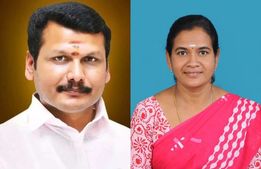 ஒரே பதற்றமா இருக்கு! அரசு விழாவில் தடுமாறிய கரூர் மேயர் கவிதா கணேசன்! கண் சிவந்த செந்தில் பாலாஜி! 