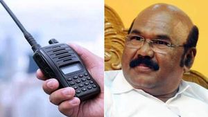ஜெயக்குமாருக்கு வந்த சிக்கல்.. வாக்கி டாக்கி ஊழல் பற்றி விரிவான விசாரணை நடத்தும் லஞ்ச ஒழிப்புத்துறை 
