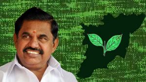 பாலூட்டி வளத்த கிளி! இவங்க சண்டை ஓயாது.. நம்ம ‘அங்கேயே’ போவோம்! அதிமுக எம்.எல்.ஏ.க்கள் பக்கா மூவ்! 