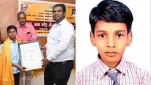 சிலம்பத்தில் கலக்கும் சிறுவன் - சாதனை  மாணவனுக்கு 