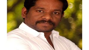 மதுரையில் ஷாக்.. அதிமுக மாஜி அமைச்சர் பாஸ்கரன் மருமகன் தூக்கிட்டு தற்கொலை 