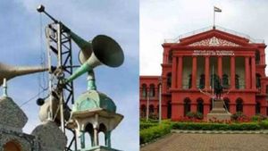  இந்தியாவில் மத சுதந்திரம் உள்ளது! மசூதிகளில் ஸ்பீக்கர்களுக்கு தடை செய்ய முடியாது! கர்நாடக ஐகோர்ட்