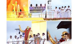 கருணாநிதியின் 8 அடி முழு உருவ சிலை.. ஈரோடு மாவட்டத்தில் திறந்து வைத்தார் முதல்வர் ஸ்டாலின் 
