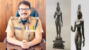 அமெரிக்காவில் சோழர் கால பார்வதி சிலை.. மீட்கும் பணி தீவிரம் - குழுவிற்கு ஜெயந்த் முரளி வாழ்த்து 