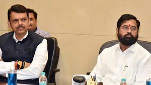  மகாராஷ்டிராவில் அமைச்சரவை விரிவாக்கம்.. ''ஓரிரு நாளில் நடக்குமா?''.. துணை முதல்வர் பட்னாவிஸ் பதில்!