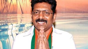 4 மணி நேர கேம்.. 2021 போலவே டி20 மேட்ச் ஆடிய டாக்டர்.. வாகாக சிக்கிய சம்பவம்.. தலைகீழ் மாற்றம்! 