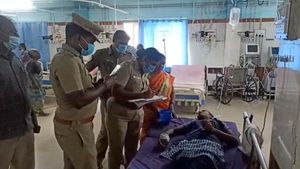 கடலூர் பள்ளி: முதலில் மாணவர்.. அடுத்து மாணவி! அடுத்தடுத்து தற்கொலை முயற்சி - அதிர்ச்சி காரணம் 