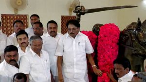  சுதந்திர போராட்ட வீரர் ஒண்டிவீரனின் 251வது நினைவு நாள்.. அரசு சார்பில் மரியாதை! 