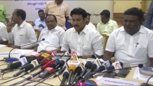 கல்வி தொலைக்காட்சி சிஇஓ விவகாரம்! அன்பில் பேரனுக்கு வந்த கொடுமை..ஓபனாக பேசிய அமைச்சர் அன்பில் மகேஷ்! 