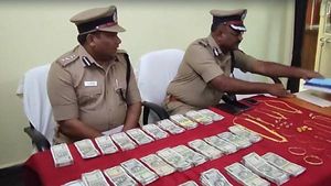 திருப்பூர் பெண் கொலை வழக்கில் 3 பேர் கைது... 12 மணி நேரத்தில் குற்றவாளிகளை பிடித்து  அசத்திய போலீஸ்!