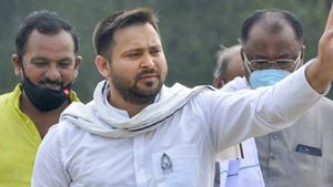 பீகாரில் பாஜகவை கழற்றிவிட்ட நிதிஷ் குமாருக்கு செக்! முதல்வராக தேஜஸ்வி யாதவுக்கு வாய்ப்பு! எப்படி? 