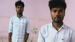 தீக்குளித்து தற்கொலை செய்த 17 வயது சிறுமி.. மரண வாக்குமூலத்தில் வெளியான பகீர் தகவல்! பதறிய பெற்றோர்