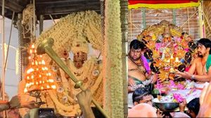  திருச்செந்தூர் கந்த சஷ்டி..சூரனை சம்ஹாரம் செய்ய கடற்கரைக்கு வந்த ஜெயந்திநாதர்..அரோகரா முழக்கம் 