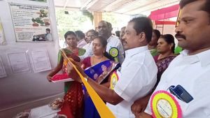 எதே மாட்டு கறி இல்லையா? சர்ச்சையில் சிக்கிய திண்டுக்கல் உணவு திருவிழா! பரபரப்பை கிளப்பிய பஞ்சாயத்து!
