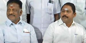 அப்ப அவரு பிறக்கவேயில்ல.. மிட்டாய்க்காக ஓபிஎஸ் பக்கம் போனேனா? - போட்டுத்தாக்கிய எம்எல்ஏ அய்யப்பன் 