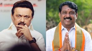 திமுகவில் இணைகிறாரா பாஜக எம்எல்ஏ நயினார் நாகேந்திரன்? முதல்வர் ஸ்டாலின், அமைச்சரை புகழ்ந்து பேச்சு! 