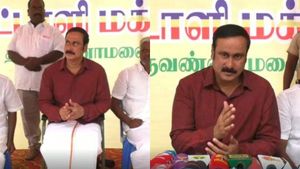  ஆன்லைன் ரம்மிக்கு தடை.. அரசின் அவசர சட்டத்திற்கு ஆளுநர் ஒப்புதல் தரவேண்டும் -அன்புமணி வலியுறுத்தல்!