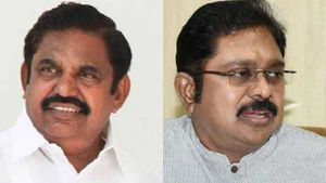 ஒரு சிலரின் ஆணவம், பதவி வெறியால் அதிமுக படாதபாடுபடுகிறது.. டிடிவி தினகரன் குட்டு!