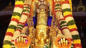 ஆவணி பவுர்ணமி.. ஏழுமலையான் கோவில் கருட வாகன சேவை.. தரிசித்தால் என்னென்ன நன்மைகள் 