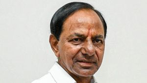 'சந்திரசேகர ராவ் அரசாங்கம் வெண்டிலேட்டரில் உள்ளது'.. 'விரைவில் கவிழ்ந்துவிடும்'.. பாஜக மாநில தலைவர் 