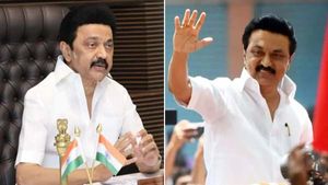 டெல்லிக்கு பறந்த 
