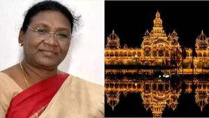 கோலாகலம்.. மைசூர் சாமுண்டீஸ்வரியை பூஜை செய்து..  தசரா விழாவை தொடங்கி வைத்த ஜனாதிபதி திரௌபதி முர்மு 