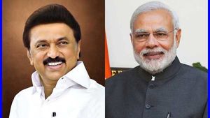 ஓஓ.. இது எப்ப.. ஸ்டாலினை பார்த்தாலே மோடி ஒன்னு சொல்லுவாராமே.. என்ன தெரியுமா.. சீக்ரெட் உடைத்த சீனியர்