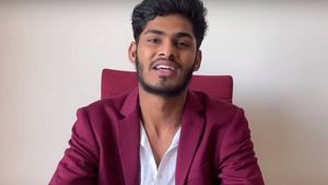 என்கிட்ட மோதாதீங்க! கெத்தாக பேசிய டிடிஎஃப் வாசனை கொத்தாக தூக்கிய போலீஸ்! உடனடியாக நடந்த ட்விஸ்ட்! 